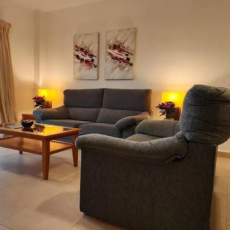 Spacious And Luxurious Мохакар